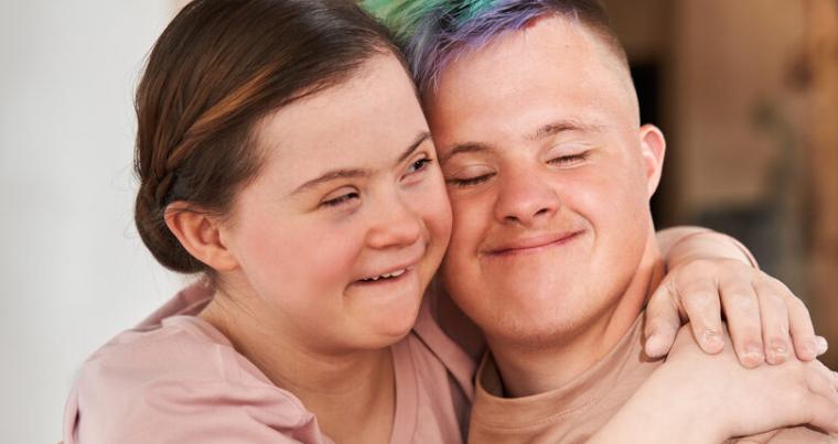Down-syndrome-couple-e1786478287695.jpg