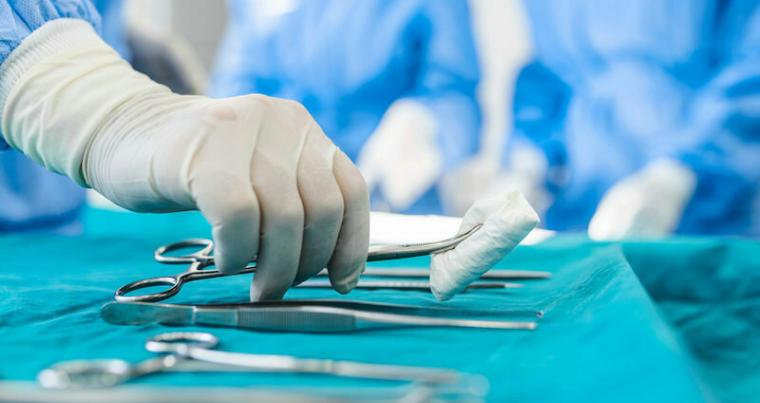 Surgery-scaled-1-e1724072820186-810x500.jpeg