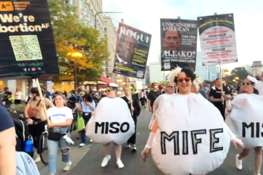 Abortion-pill-protesters-810x500.png