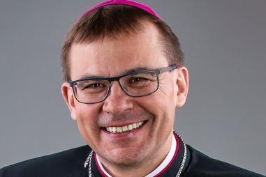Biskup-tomas-holub.jpg