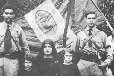 Cristero-leaders-and-their-banner.jpg