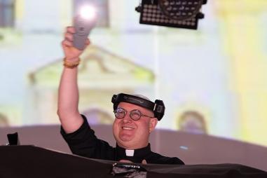 DJ_Padre_Guilherme_54632198212.jpg