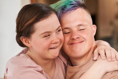 Down-syndrome-couple-e1786478287695.jpg