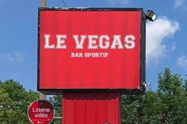 Le-Sport-bar-810x500.jpg