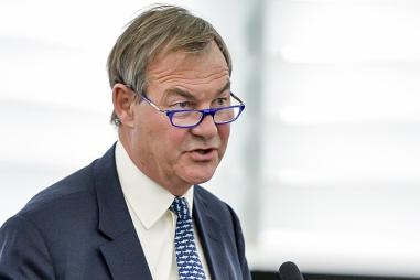 Rupert_Lowe_in_the_European_Parliament.jpg