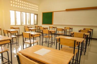 empty_elementary_school_classroom-810x500.jpg