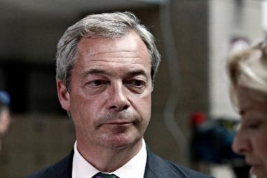 farage-810x500.jpg