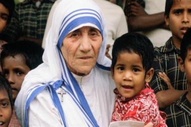 sainthood_mother_teresa-810x500.jpg
