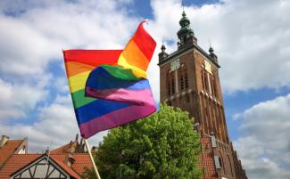 LGBT-flag-church-e1749548380839-810x500.jpeg