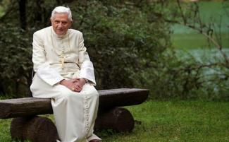 Pope_Benedict_xvi-810x500-1-810x500.jpg