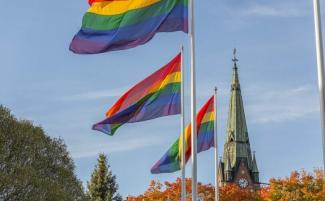 gay_lgbt_flag_church-e1739966790563-810x500.jpg