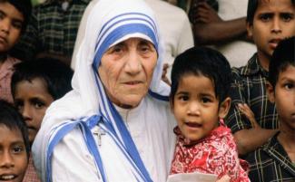 sainthood_mother_teresa-810x500.jpg